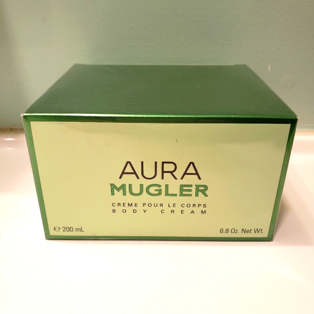 New Mugler Aura Body Cream